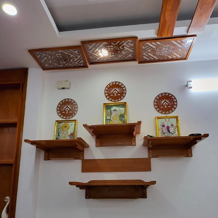 Ban Thờ Treo Tường Hiện Đại Mã TT07